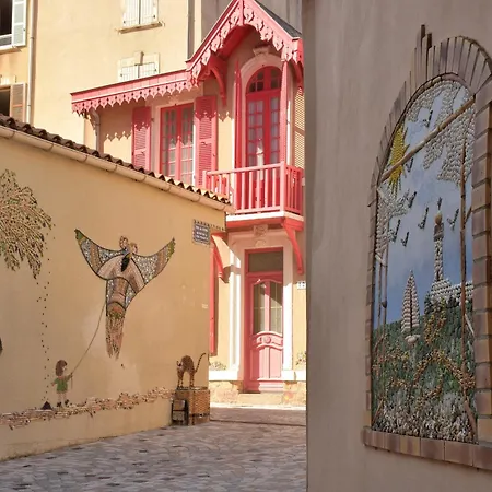 Le Petit Valparaiso Au Pied Du Chenal Apartament *